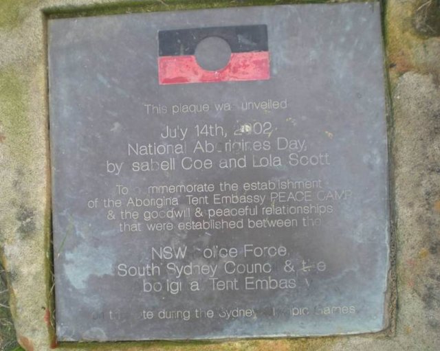 Victoria Park plaque